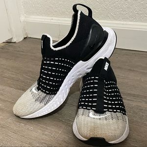 Nike React Phantom Run Flyknit